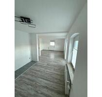 Schöne 4 Zimmer Wohnung zu Vermieten - Hauneck