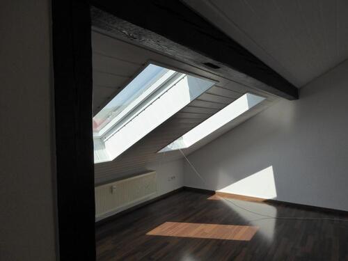 Foto - 1 Zimmer Dachgeschoßwohnung zur Miete in Allmendingen