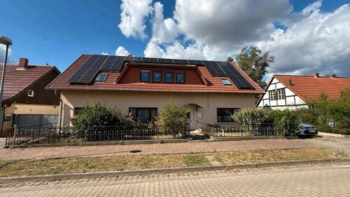 Foto - Einfamilienhaus mit Einliegerwohnung