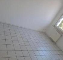 Erdgeschoß Wohnung - 550,00 EUR Kaltmiete, in Gelsenkirchen (PLZ: 45881) Gelsenkirchen-Mitte