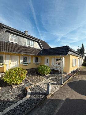 Foto - Ohne Provision Einfamilienhaus mit ELW und tollem Ausblick