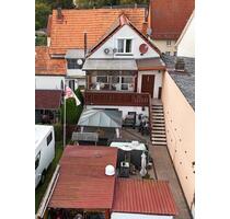 Einfamilienhaus mit sep. Einliegerwohnung und Offenstall - Trendelburg