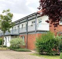 *Mit kleiner Terrasse, umgeben von Grünflächen* - Brokdorf