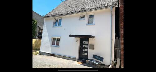 Foto - Einfamilienhaus zu vermieten - 900,00&nbsp;EUR Kaltmiete, ca.&nbsp; 95,00&nbsp;m&sup2;