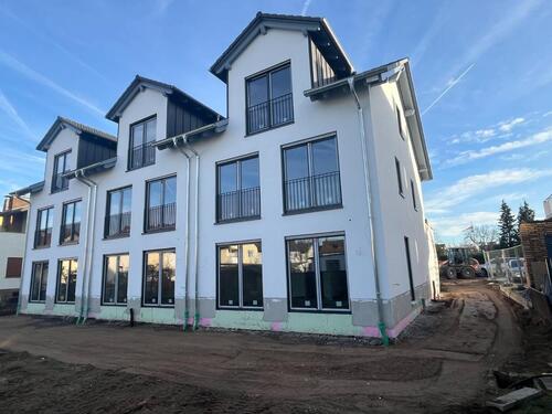 Foto - Attraktives Neubau-Reihenendhaus mit großem Garten in Bestlage