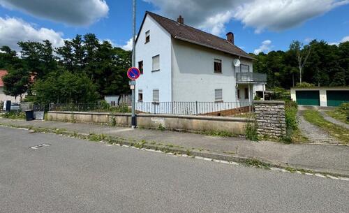 Foto - Ein- Zweifamilien Haus zu verkaufen