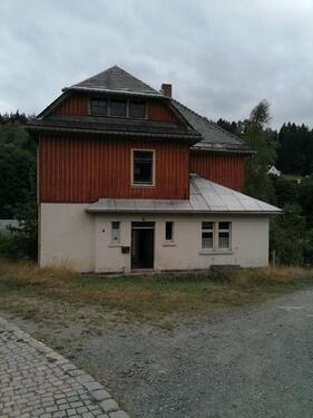 Foto - Zu verkaufen Mehrfamilienhaus und ein Apartmentgebäude.