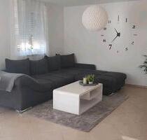 5-Zimmer-Wohnung - 1.290,00 EUR Kaltmiete, ca.  135,00 m² in Mühldorf am Inn (PLZ: 84453)