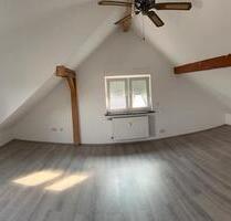 Dachgeschosswohnung - 600,00 EUR Kaltmiete, ca.  67,00 m² in Hüttenberg (PLZ: 35625)