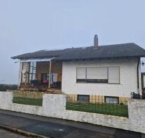 Zweifamilienhaus mit Einliegerwohnung - Denkendorf