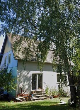 Foto - Freistehendes Haus mit Anbau (3 Wohnungen möglich) und Garten