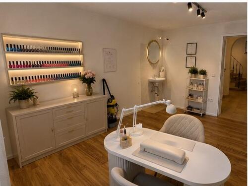 Foto - Modernes Nagelstudio zu vermieten (Gewerbe)