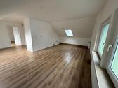 Foto - 2.5 Zimmer Dachgeschoßwohnung zur Miete in Lage