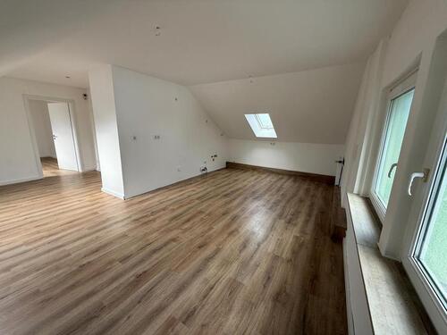 Foto - 2.5 Zimmer Dachgeschoßwohnung zur Miete in Lage