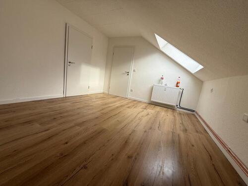 Foto - Dachgeschoßwohnung in Lage zur Miete