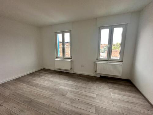 Foto - Kompaktes Dreifamilienhaus in Merseburg