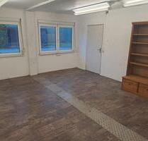 Lagerraum 26 m2 - 130,00 EUR Kaltmiete, ca.  5,00 m² in Leck (PLZ: 25917)