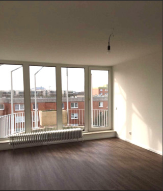 Foto - Moderne 3-Zimmer Wohnung mit Balkon und Tiefgarage (WG geeignet)