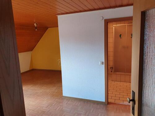 Foto - 2 Zimmer Dachgeschoßwohnung zur Miete in Ebsdorfergrund