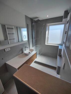 Foto - Moderne helle 2 Zi-Whg. - 990,00&nbsp;EUR Kaltmiete, ca.&nbsp; 70,00&nbsp;m&sup2;