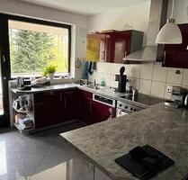 Schöne 3,5-Zimmer-Wohnung mit Kamin, 2 Balkonen, Einbauküche - Bochum