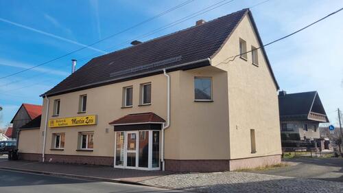 Foto - Geräumige 4-Raumwohnung mit Kachelofen in Waltershausen OT Wahlwinkel