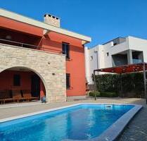 HausVillaIris am Meer - 1.000,00&nbsp;EUR Kaltmiete, in Ochsenhausen (PLZ: 88416)