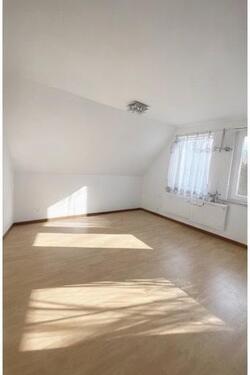 Foto - 3 Zimmer Dachgeschoßwohnung zur Miete in Rodenberg