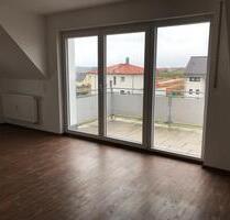 Attraktive Maisonette-Wohnung mit Südbalkon, Garage - Maxhütte-Haidhof