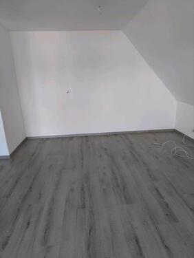 Foto - 3 Zimmer Dachgeschosswohnung - 850,00 EUR Kaltmiete,
