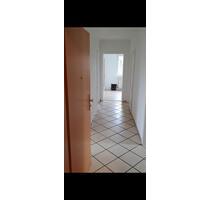 Schöne DG-Wohnung mit drei Zimmern und EBK in Wedemark