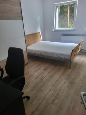 Foto - 1 voll möbliertes Zimmer in einer 3er-WG ab SOFORT verfügbar!!