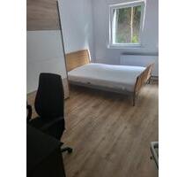 1 voll möbliertes Zimmer in einer 3er-WG ab SOFORT verfügbar!! - Essen Stadtbezirk IV