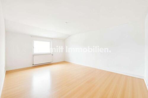 Foto - 4-Zimmer-Wohnung mit EBK. In F-Griesheim