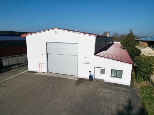Foto - Großzügige Produktionshalle - 1.100.000,00 EUR Kaltmiete, ca.  1.285,00 m²