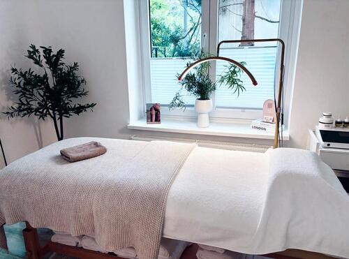 Foto - Kosmetikraum zur Vollzeitvermietung