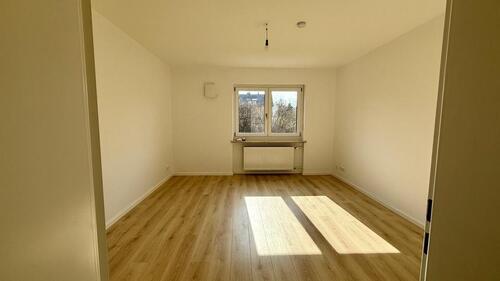 Foto - Erdgeschoßwohnung in Donaustauf zur Miete