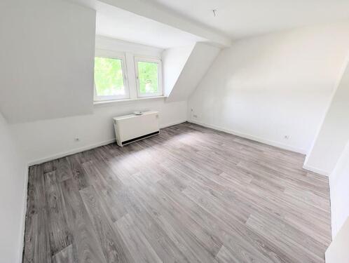 Foto - **Gemütliche Wohnung mit modernem Tageslichtbad und eigenem Garten gewünscht? Dann zugreifen!**