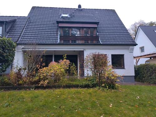 Foto - Sofort verfügbar: Zwischenmiete in großem Haus mit Garten