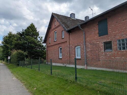 Foto - Großes Grundstück mit vermietetem Haus in Rosengarten-Eckel