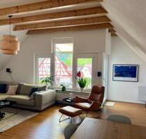 Exklusive 3-Zimmer-Dachgeschoss-Wohnung mit herrlichem Burgblick - Nagold