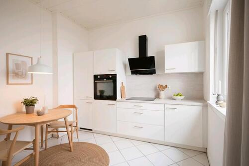 Foto - Renovierte 3 Zimmer Wohnung - 1.200,00&nbsp;EUR Kaltmiete, ca.&nbsp; 70,00&nbsp;m&sup2;