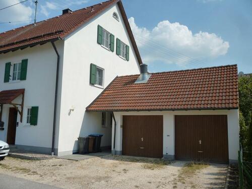 Foto - 6 Zimmer Etagenwohnung zur Miete in Aichen