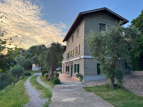 Foto - Urlaub am Gardasee Ferienwohnung Malcesine Seenähe Panoramablick