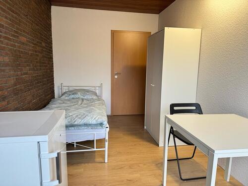 Foto - WG Zimmer in Böblingen Jobcenter möglich keine Kaution!!!!