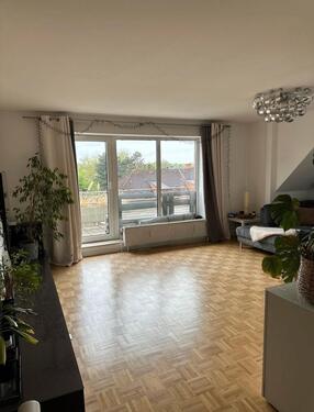 Foto - Großzügige 3,5-Zimmer-Wohnung mit Ausbaureserve zur Maisonette
