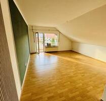 Dachgeschosswohnung mit Balkon im Kurort - Bad Sassendorf