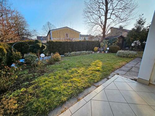 Foto - 3-Zi. Erdgeschosswohnung mit großem Garten und Hobbyraum