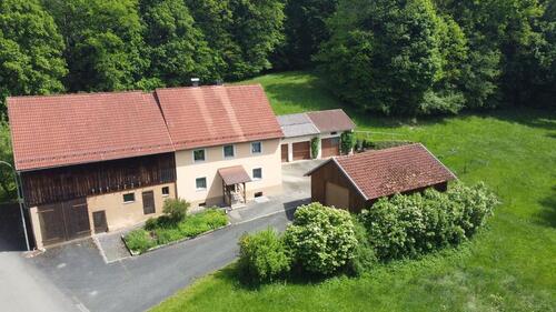 Foto - 6 Zimmer Einfamilienhaus zum Kaufen in Hollfeld