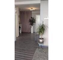 Raum zur Untervermietung - 295,00&nbsp;EUR Kaltmiete, ca.&nbsp; 15,00&nbsp;m&sup2; in Bergisch Gladbach (PLZ: 51427) Frankenforst